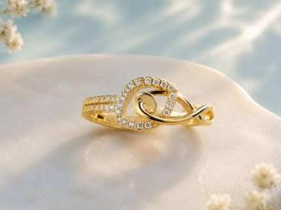 elegant gold ring