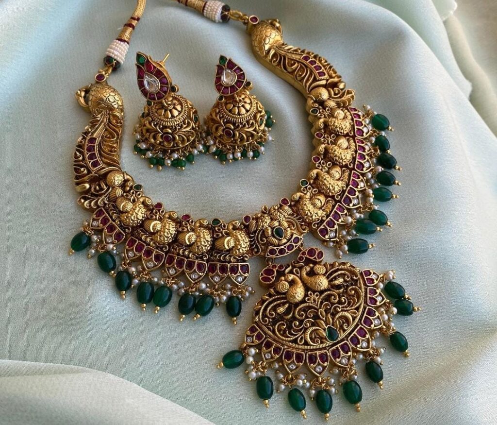 traditional bridal necklace set